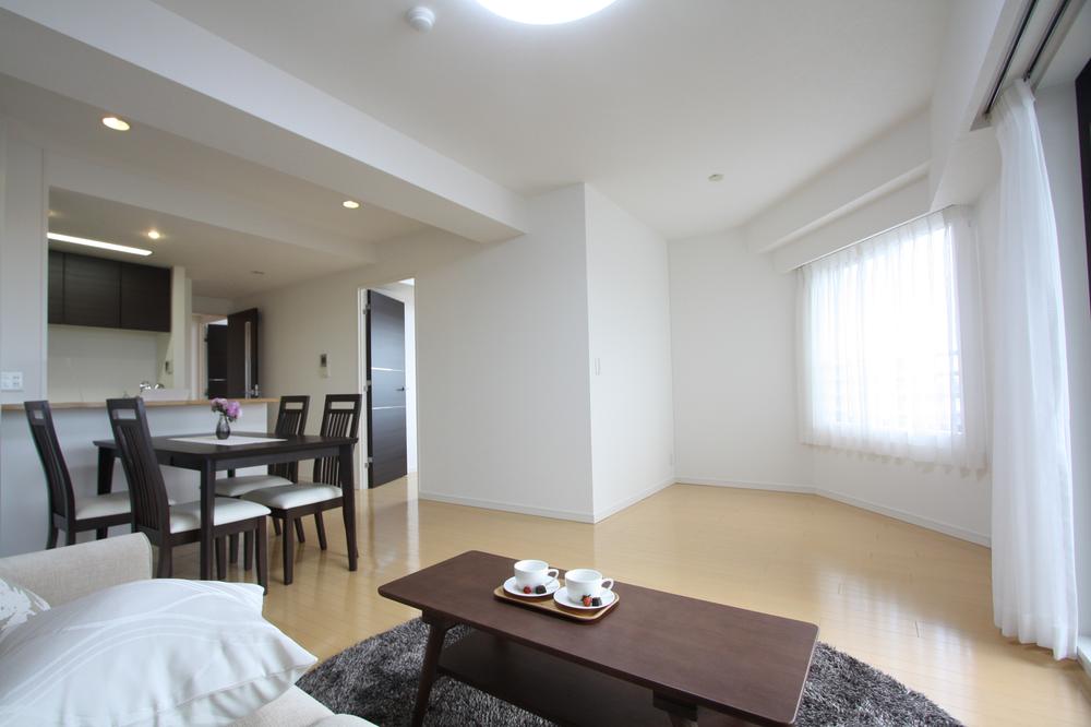 Living. Indoor (10 May 2013) Shooting