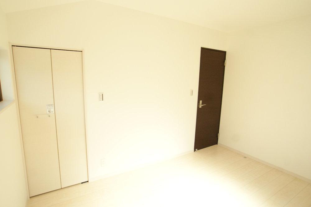 Same specifications photos (Other introspection). It will be the construction example of Western-style. It becomes a chic finish.