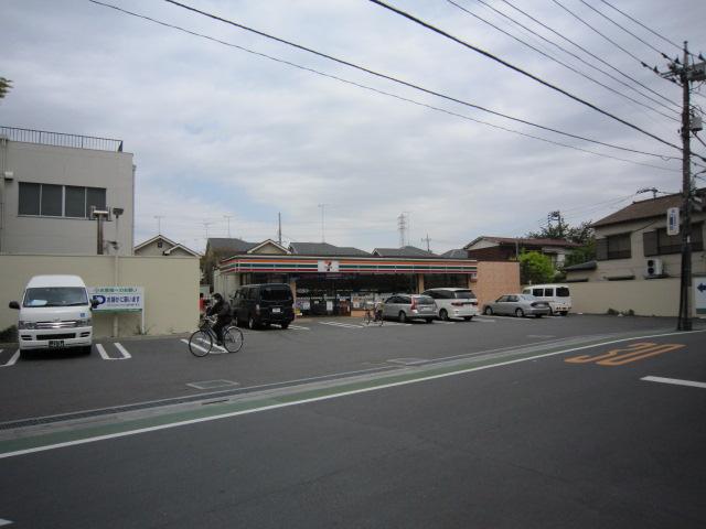 Convenience store. 962m to Seven-Eleven Nerima Nishiōizumi 4-chome