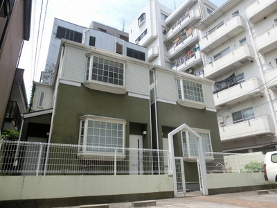 Building appearance. Nerima Station 4-minute walk