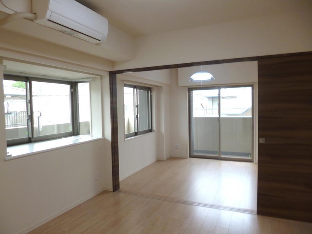 Living. Indoor (12 May 2013) Shooting