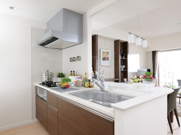 Kitchen.  [kitchen] The counter top in the kitchen, In addition to the beauty of the look, Water resistance and water repellency is adopted the high care also easy to artificial marble. (Less than, Posted photos Togai model room D1 type menu plan ※ Free of charge ・ Application deadline Yes (including some paid option ・ Application deadline Yes))