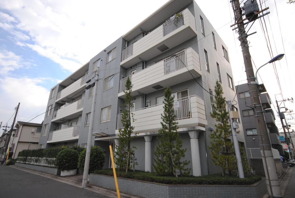 Local appearance photo