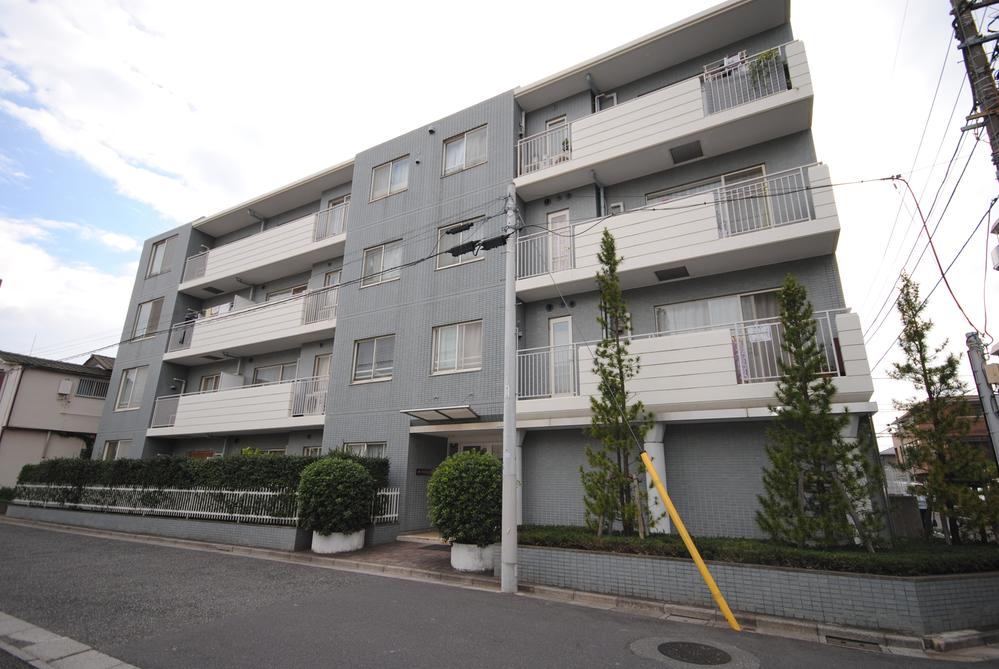 Local appearance photo