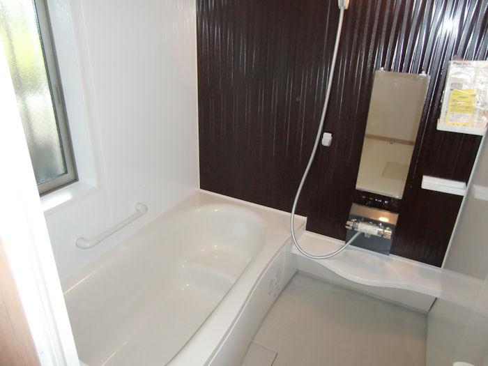 Bathroom. With windows of the auto unit bus. 1 pyeong type