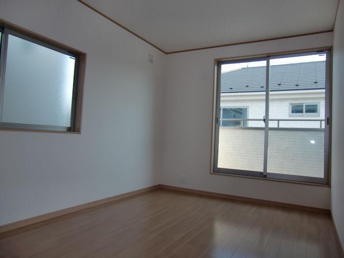 Non-living room. Western-style 7.5 Pledge