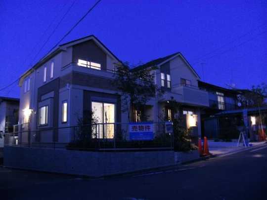 Local appearance photo. Local shooting