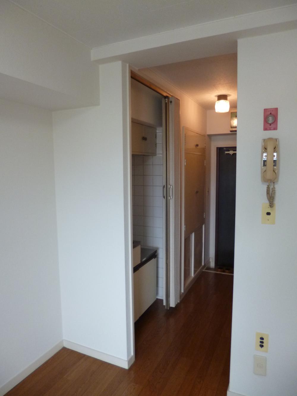 Kitchen. Indoor (10 May 2013) Shooting