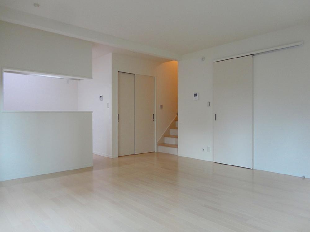 Living. Indoor (10 May 2013) Shooting