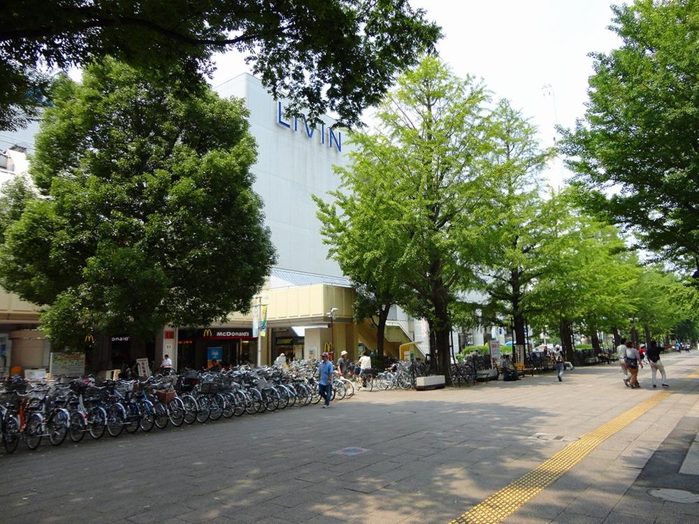 Shopping centre. Until LIVIN 1280m