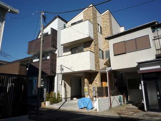 Local appearance photo