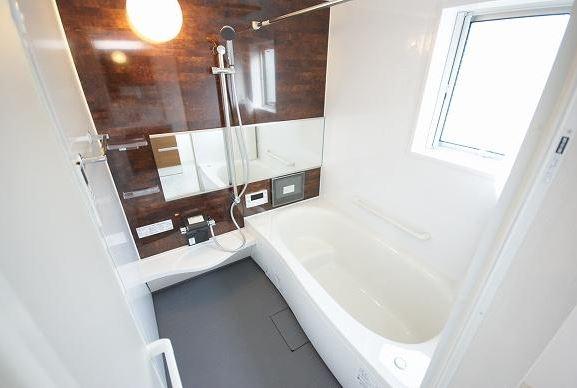 Same specifications photo (bathroom). Same specifications