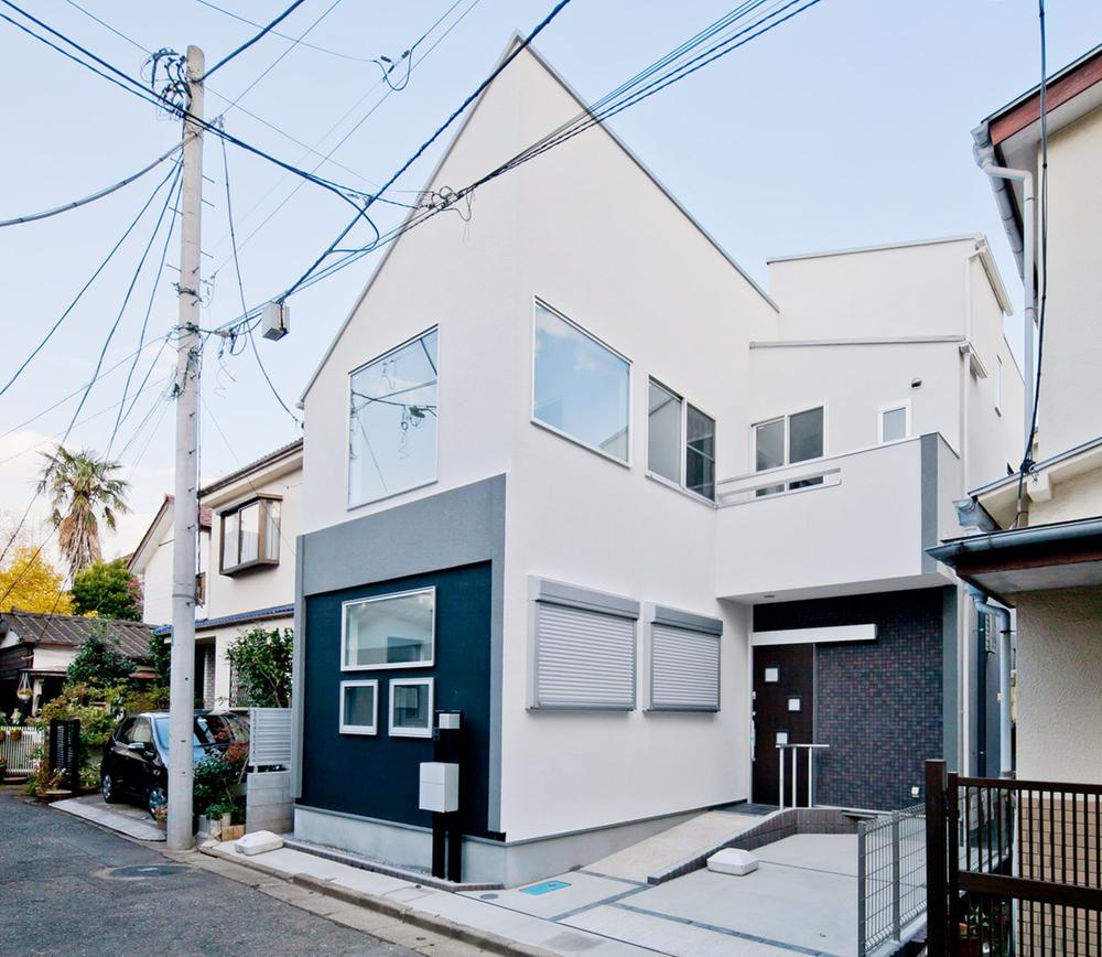 Local appearance photo