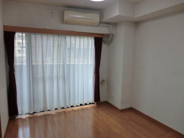 Living. Indoor (10 May 2013) Shooting