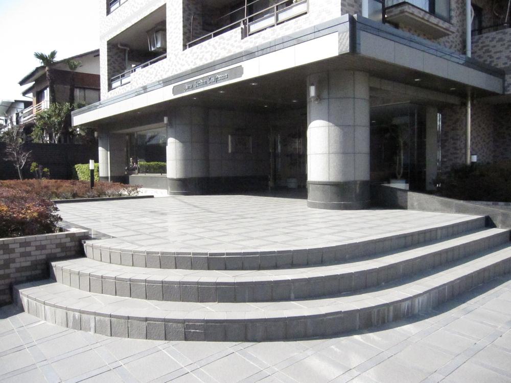 Local appearance photo. Local (March 2013) Shooting