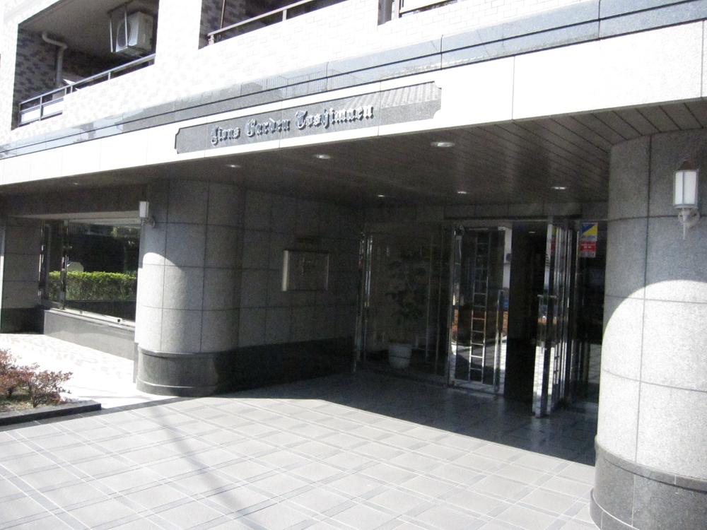 Local appearance photo. Local (March 2013) Shooting