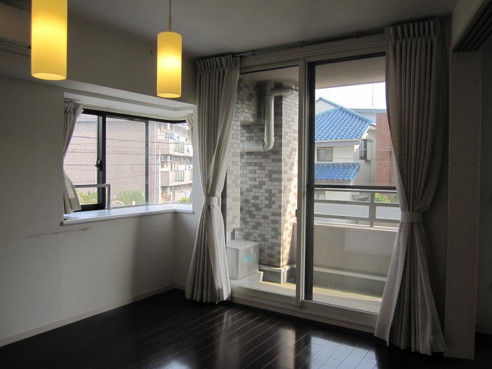 Non-living room. Living (March 2013) Shooting