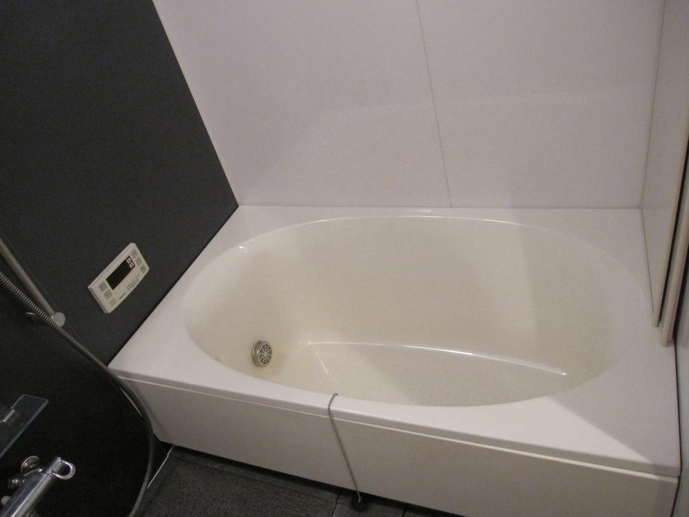 Bathroom. Indoor (April 2013) Shooting