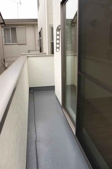 Balcony. Local (11 May 2013) Shooting 2 floor, south side