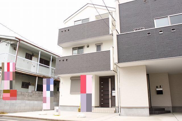 Local appearance photo. Local (11 May 2013) Shooting