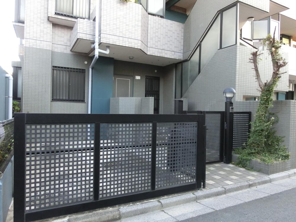 Other local. Local (12 May 2013) Shooting