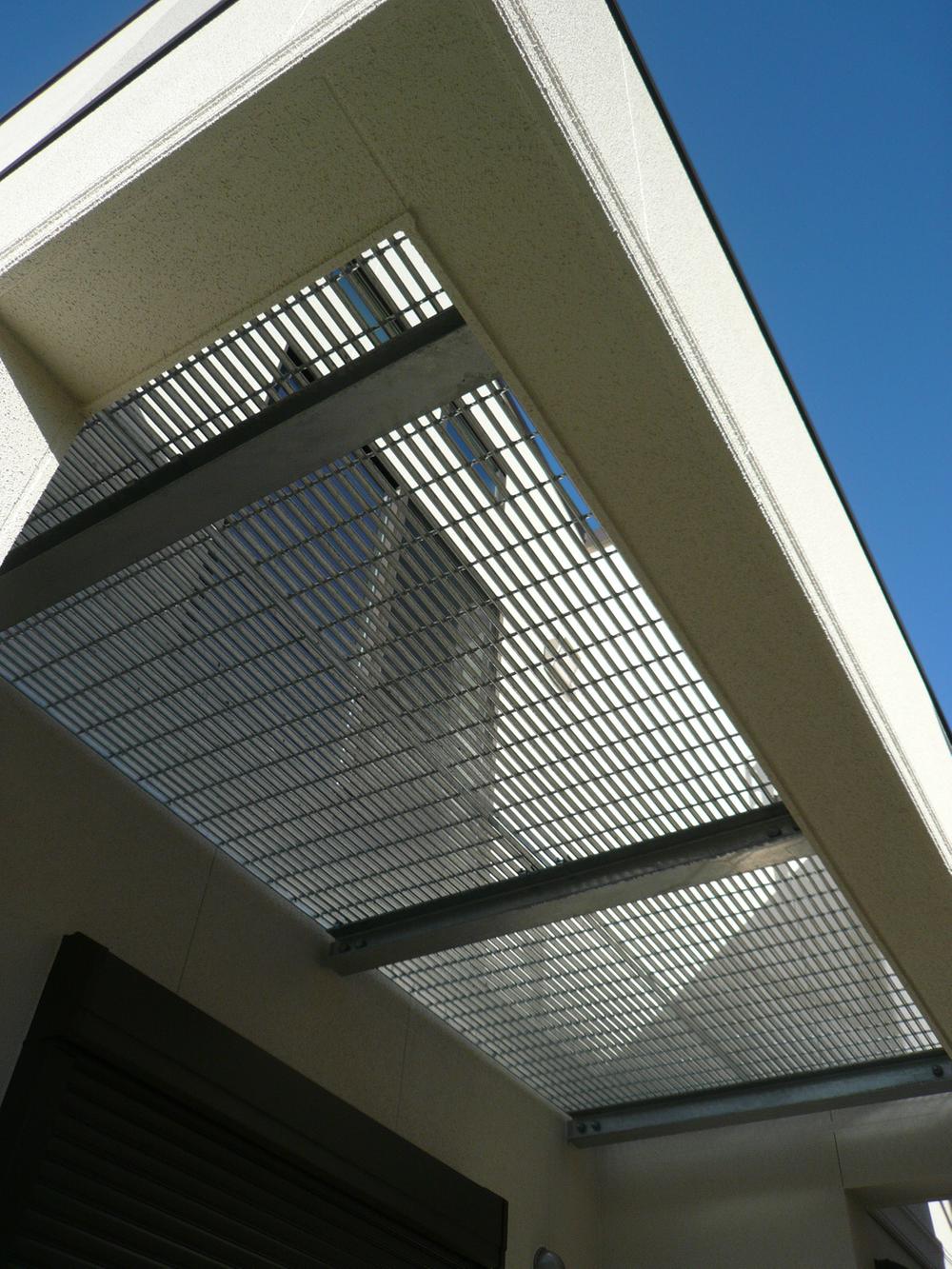 Balcony. Grating wide balcony