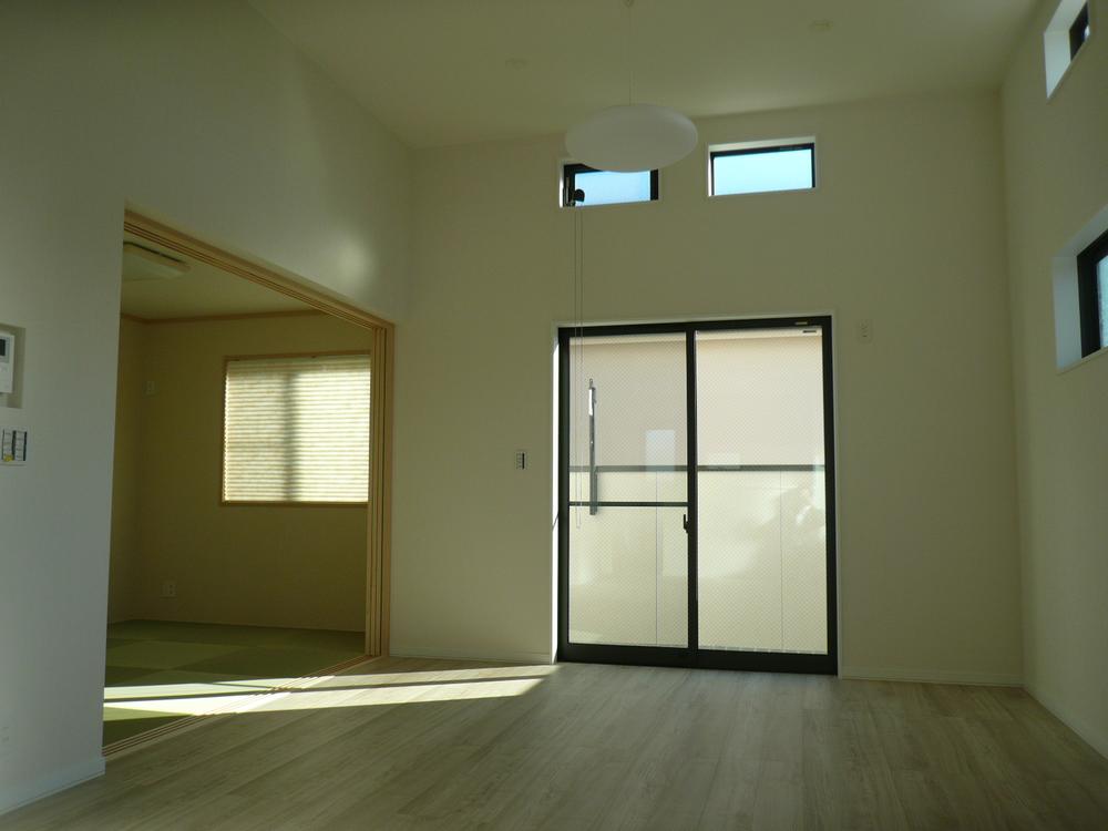 Living. Japanese-style room Tsuzukiai