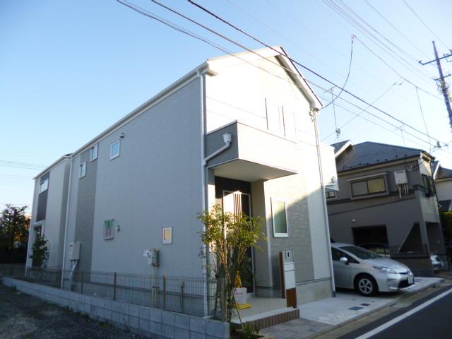 Local appearance photo