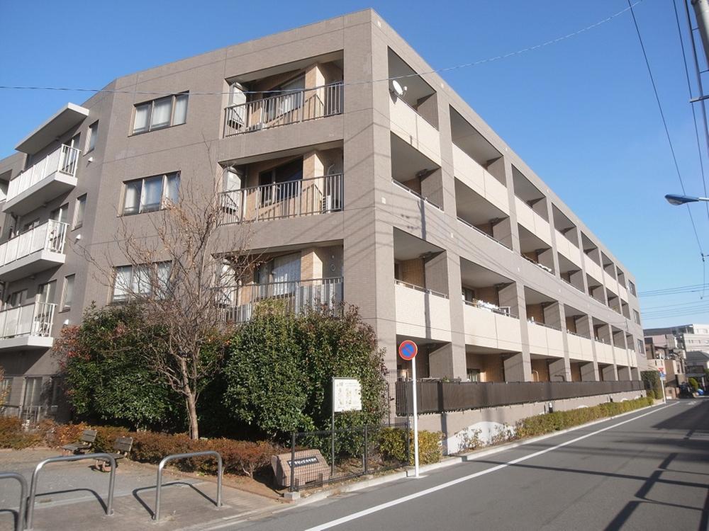 Local appearance photo