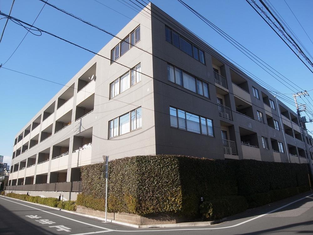 Local appearance photo