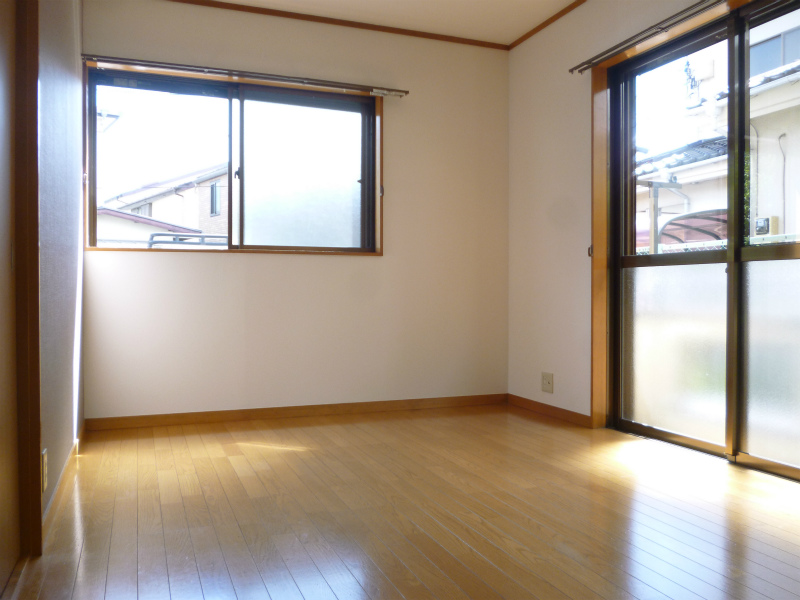 Other room space. ☆ South Western-style