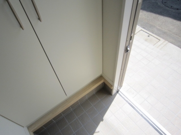 Entrance. ☆ A height shoes BOX ☆