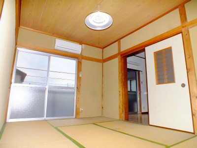 Living and room. Japanese-style room 6 quires
