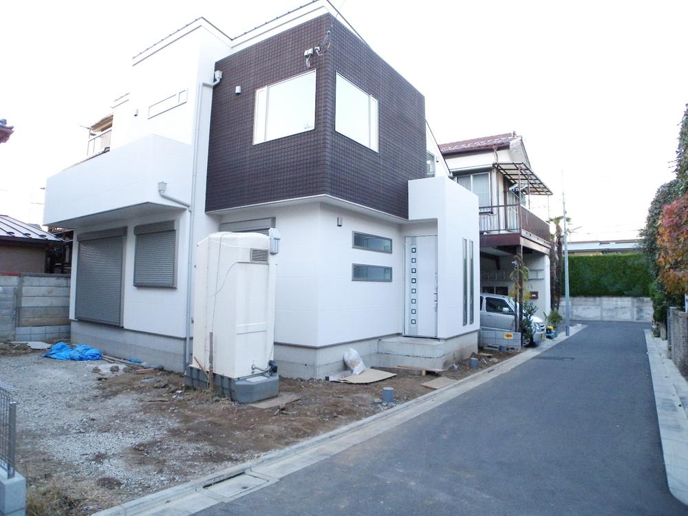 Local photos, including front road