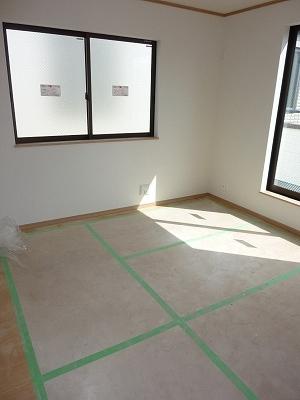 Non-living room. Building 2