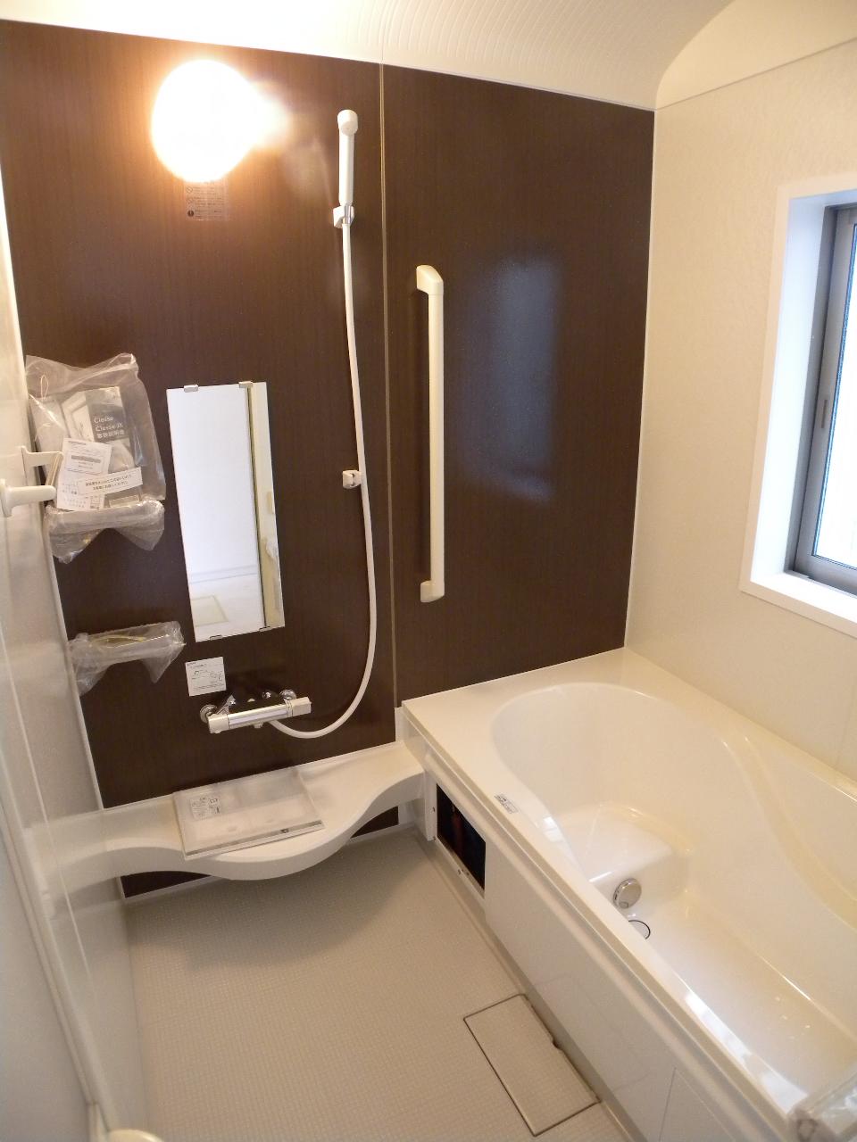 Same specifications photo (bathroom). Example of construction