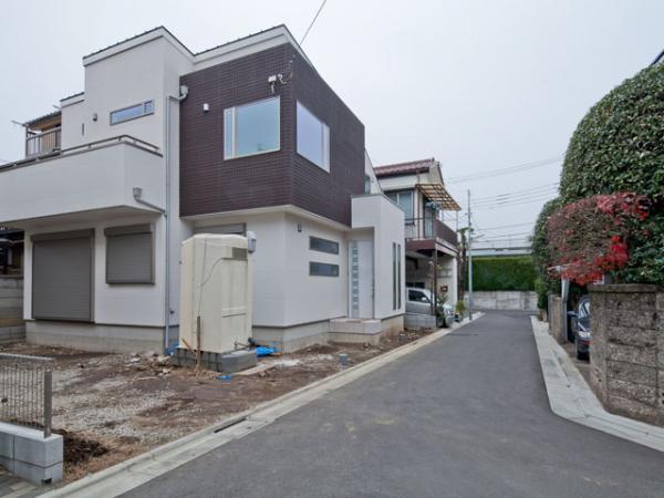 Local photos, including front road