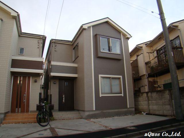 Local appearance photo. Local (12 May 2013) Shooting