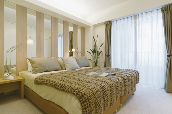 About 7.1 tatami of Western-style (1) clear space suitable for main bedroom