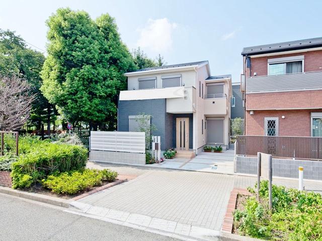 Local appearance photo. - Offers preview per imposing complete [Building 3] -