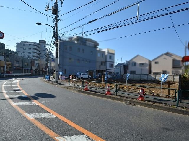 Local photos, including front road. Frontal road 2013 / 12 / 3 Shot