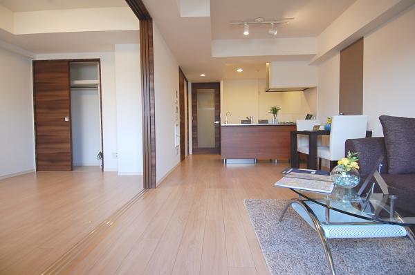 Living. Good per sun