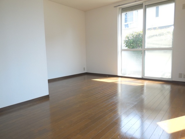 Living and room. Living room of luxury intimate 15 Pledge.