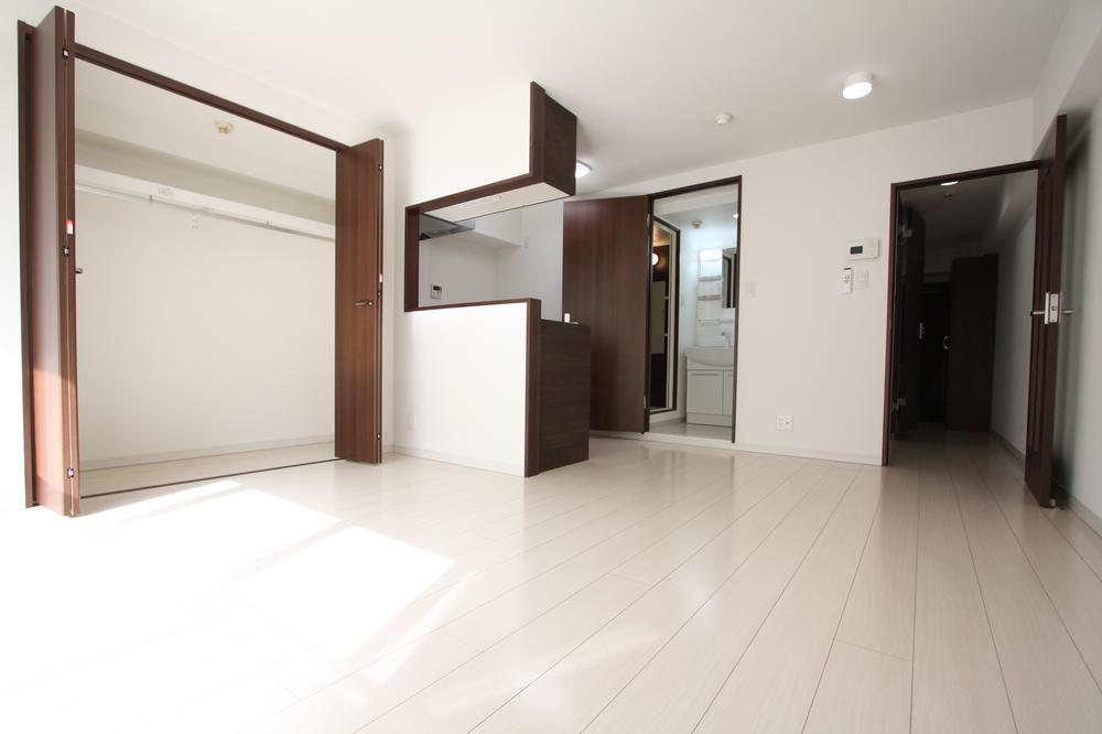 Living. Indoor (11 May 2013) Shooting