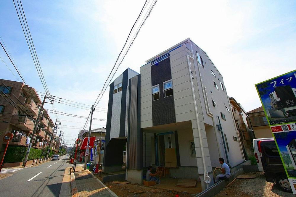 Local appearance photo. We will soon complete! 