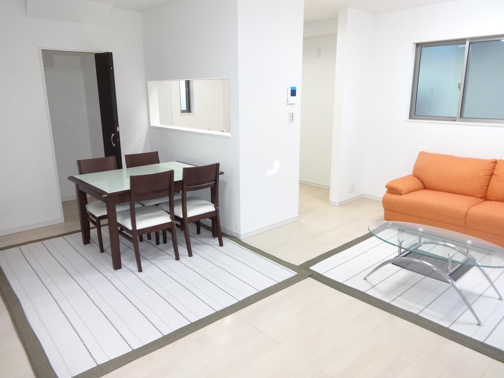 Living. Indoor (12 May 2013) Shooting