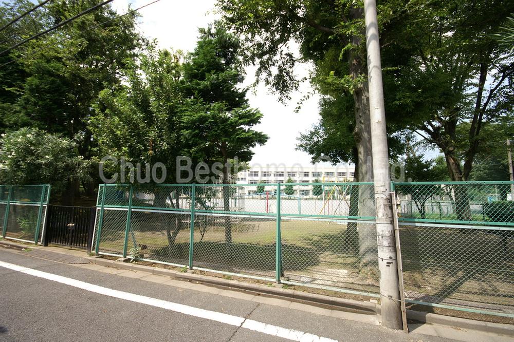 Primary school. 742m to Nerima Tateno Elementary School