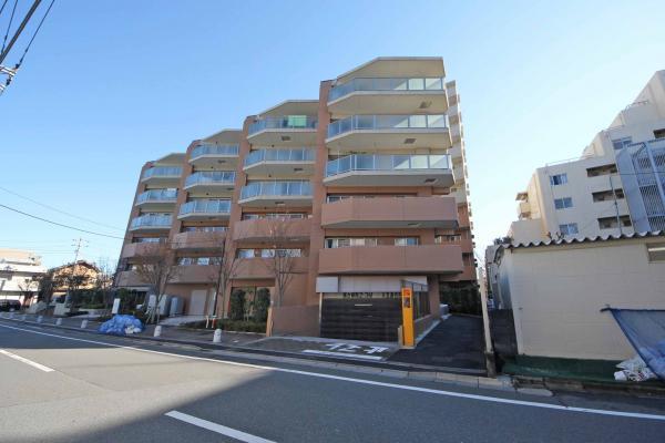 Local appearance photo