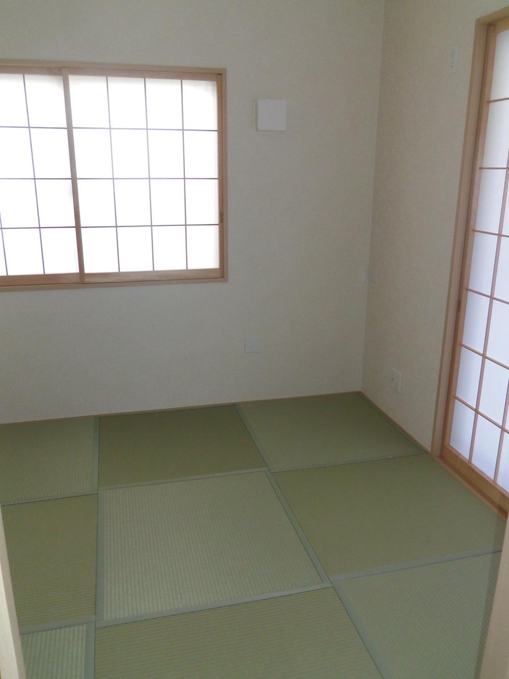 Non-living room. Indoor (12 May 2013) Shooting