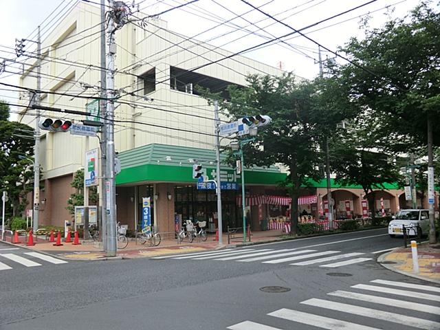 Supermarket. 570m Summit Oizumigakuen store up to Summit Oizumigakuen shop